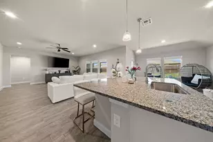 1321 Elmwood Dr, Cedar Hill, TX 75104 - Photo 14