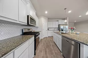 1321 Elmwood Dr, Cedar Hill, TX 75104 - Photo 16
