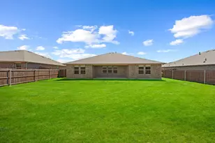 1321 Elmwood Dr, Cedar Hill, TX 75104 - Photo 34