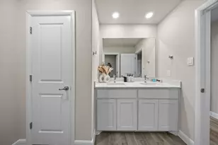 1321 Elmwood Dr, Cedar Hill, TX 75104 - Photo 26