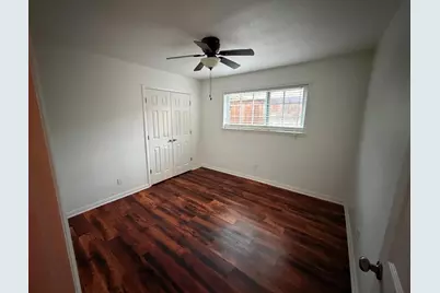 2206 Old Mill Road, Carrollton, TX 75007 - Photo 10