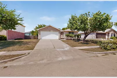 625 Spillway Drive, Little Elm, TX 75068 - Photo 12