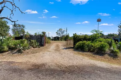 283 Fcr 301 #A & B, Oakwood, TX 75855 - Photo 2