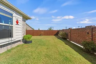 8901 Caymen St, Denton, TX 76226 - Photo 28