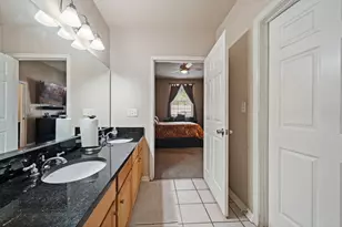 2305 Worthington St, Dallas, TX 75204 - Photo 18