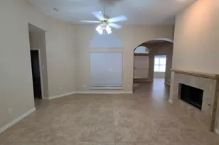 4819 Brady Ct, Arlington, TX 76018 - Photo 2