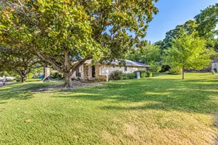 204 Lakehill Dr, Rockwall, TX 75087 - Photo 2