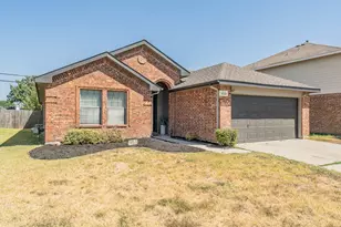 1056 Breeders Cup Dr, Fort Worth, TX 76179 - Photo 2