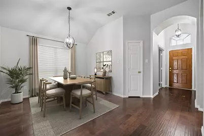 616 Kari Anne Lane, DeSoto, TX 75115 - Photo 2