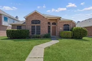 616 Kari Anne Ln, DeSoto, TX 75115 - Photo 1