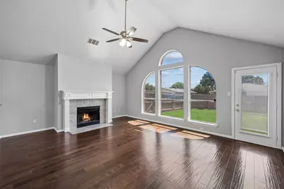 616 Kari Anne Lane, DeSoto, TX 75115 - Photo 6