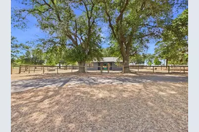 14889 N State Highway 19, Palestine, TX 75803 - Photo 16