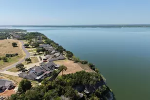 19083 White Bluff Dr, Whitney, TX 76692 - Photo 14