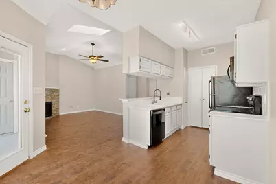 7151 Gaston Avenue #409, Dallas, TX 75214 - Photo 6