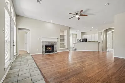 3604 Magnolia Circle, The Colony, TX 75056 - Photo 2