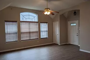 904 Canal St, McKinney, TX 75069 - Photo 8
