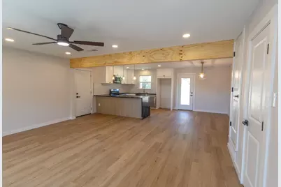 1121 Victoria Street, Bellmead, TX 76705 - Photo 10
