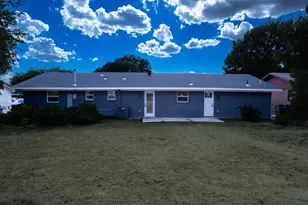 1121 Victoria St, Bellmead, TX 76705 - Photo 36