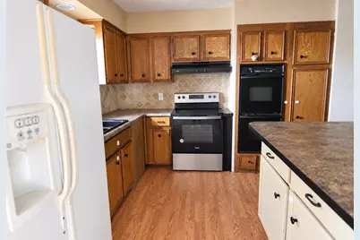 508 Grants Parkway, Arlington, TX 76014 - Photo 8