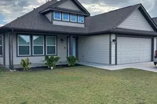 305 Sunnyside Dr, Trenton, TX 75490 - Photo 2