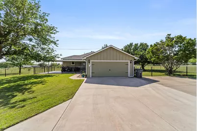 258 Bobcat Road, Sanger, TX 76266 - Photo 2