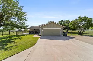 258 Bobcat Rd, Sanger, TX 76266 - Photo 2