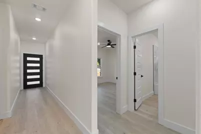5431 Arrowhead Drive, Granbury, TX 76048 - Photo 6