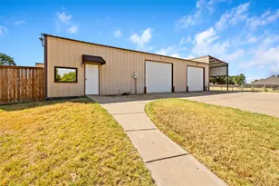 5626 Teague Rd, Fort Worth, TX 76140 - Photo 2