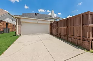 3532 Dripping Springs Dr, Plano, TX 75025 - Photo 12