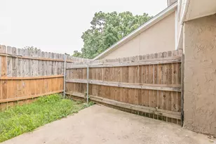 2760 Parkchester Dr, Arlington, TX 76015 - Photo 4