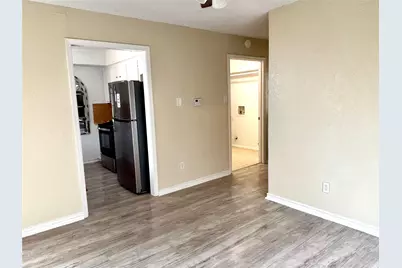 2760 Parkchester Drive, Arlington, TX 76015 - Photo 6