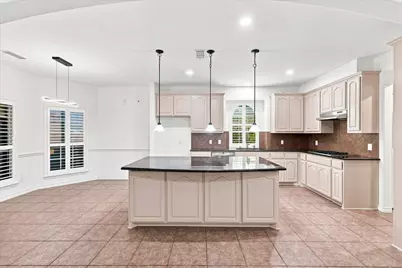 809 Meadowside Court, Garland, TX 75043 - Photo 10