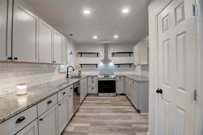 5441 Norma Street, Fort Worth, TX 76112 - Photo 8