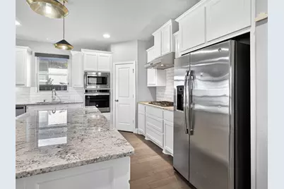 1129 Dame Carol Way, Carrollton, TX 75010 - Photo 8
