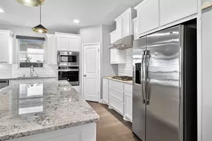 1129 Dame Carol Wy, Carrollton, TX 75010 - Photo 8