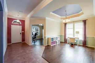 2815 Fox Creek Trail, Arlington, TX 76017 - Photo 2
