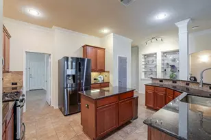 2815 Fox Creek Trail, Arlington, TX 76017 - Photo 6