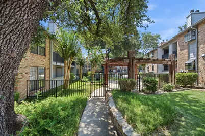 15151 Berry Trail #910, Dallas, TX 75248 - Photo 2