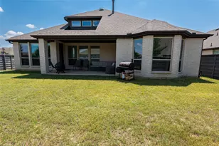 1025 Cottonseed St, Little Elm, TX 76227 - Photo 32