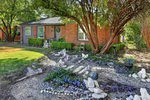 10518 Dawn Dr, Dallas, TX 75228 - Photo 2