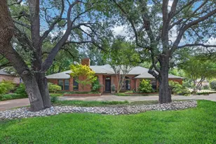 3613 Ridglea Country Club Dr, Fort Worth, TX 76116 - Photo 1