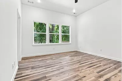 106 E Miller, Whitewright, TX 75491 - Photo 8