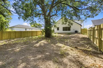 106 E Miller, Whitewright, TX 75491 - Photo 24