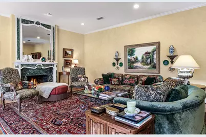 17 Stonecourt Circle, Dallas, TX 75225 - Photo 12