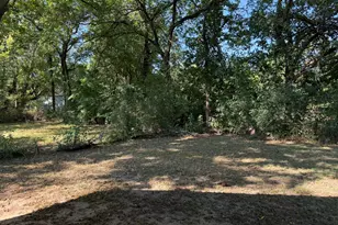 339 19th St NW, Paris, TX 75460 - Photo 16