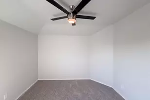 625 River Rock Dr, Azle, TX 76020 - Photo 20