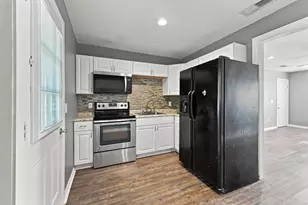 915 N Throckmorton St, Sherman, TX 75090 - Photo 12