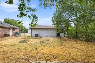 915 N Throckmorton Street, Sherman, TX 75090 - Photo 32