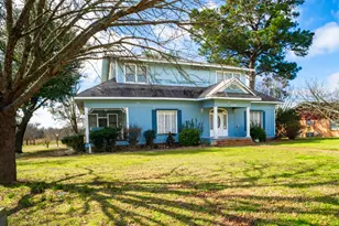 115 E Brazos, Wortham, TX 76693 - Photo 2