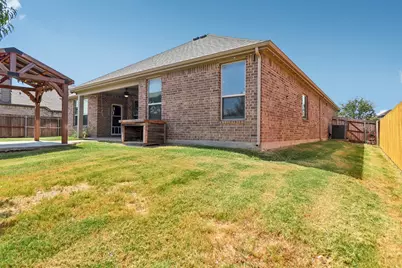609 Richard Street, Crowley, TX 76036 - Photo 34